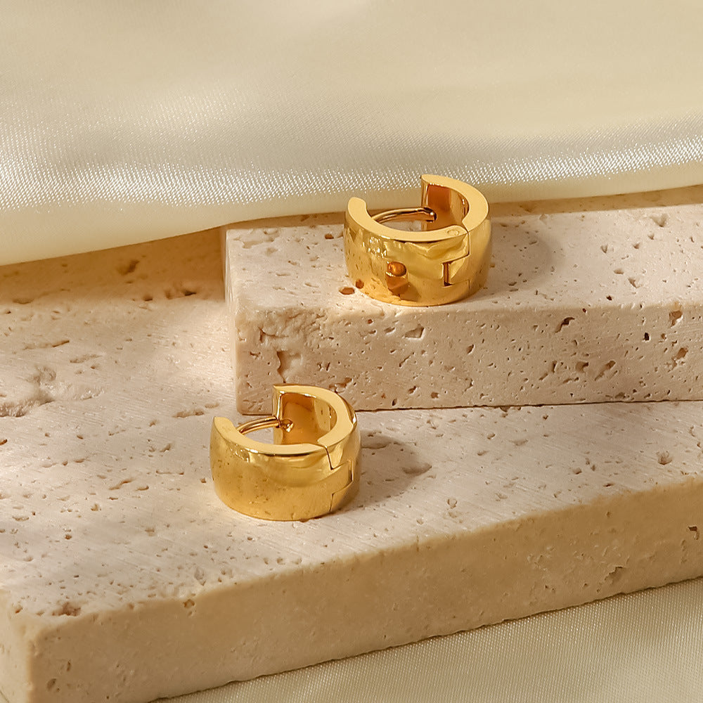 Aretes de Acero Inoxidable Geométricos con Baño de Oro de 18K para Mujer — Pendientes de Clip Minimalistas de Moda