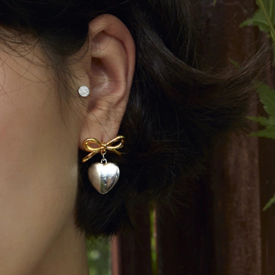 Pendientes Minimalistas de Acero Inoxidable con Forma de Lazo para Mujer con Acabado Chapado, Diseño Dulce y Atrevido