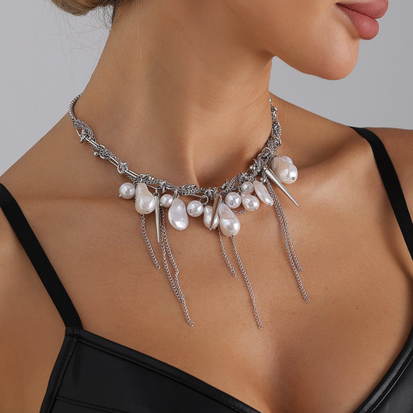 Sweet Streetwear Geometric Heart Alloy Plated Pearl Tassel Choker Necklace for Women