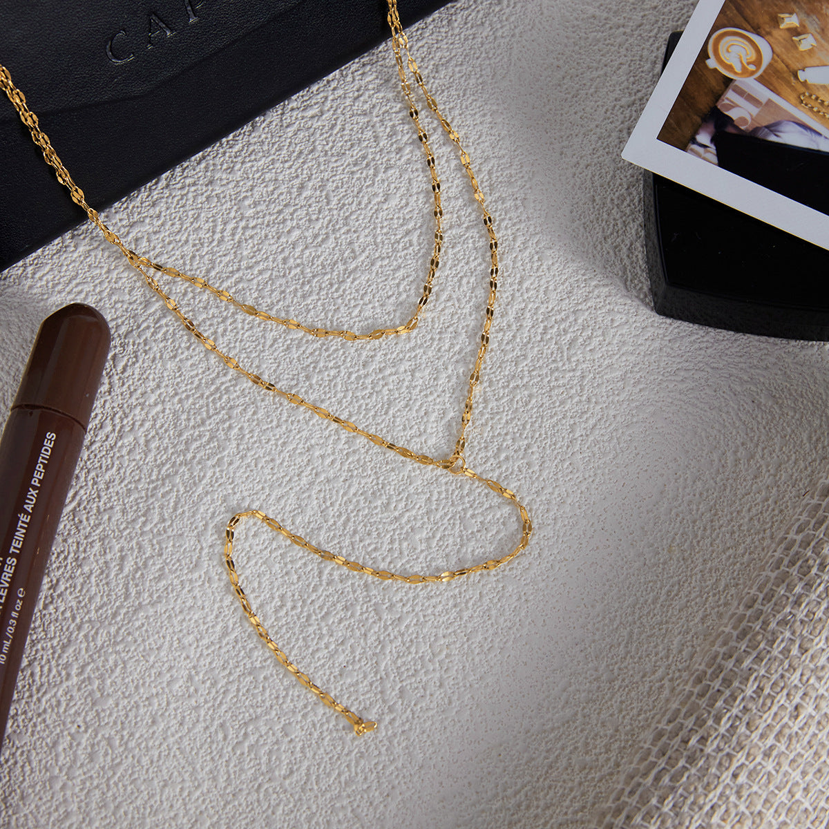 Collar Largo de Acero Inoxidable Chapado en Acero de Titanio con Forma de Y Geométrica para Mujer con Estética Minimalista de Lujo