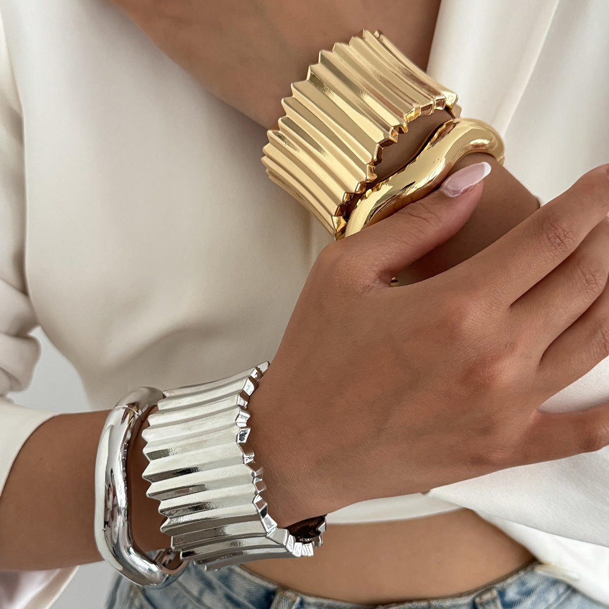 Punk Oval Plated Alloy Wide Cuff Bracelet for Women