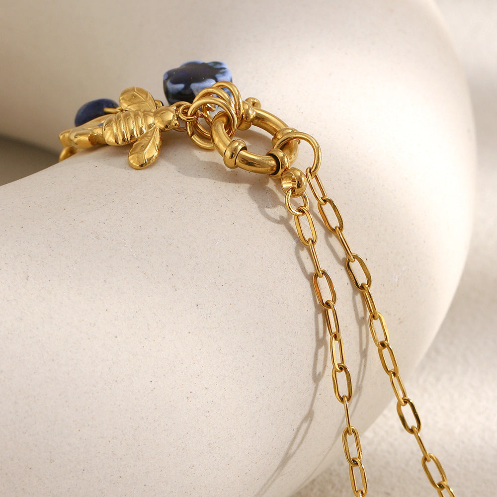 Collana da donna minimalista geometrica in acciaio inossidabile placcato oro 18 carati con ciondolo a forma di sole e ape