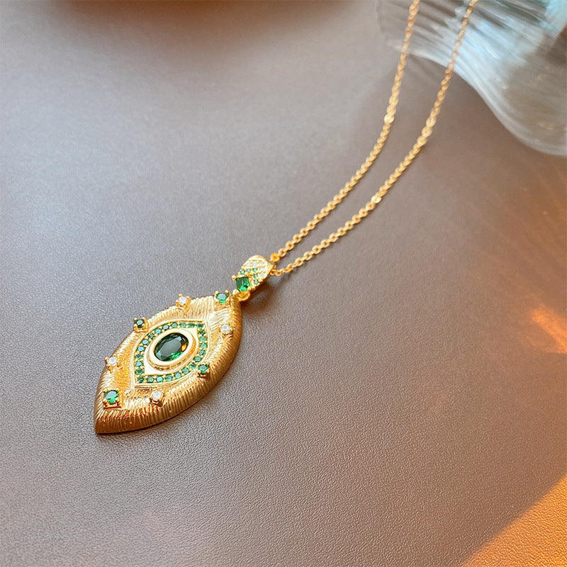 Vintage Geometric Oval Enamel Pendant Necklace for Women with Plated Copper Chain and Statement Lock Clasp