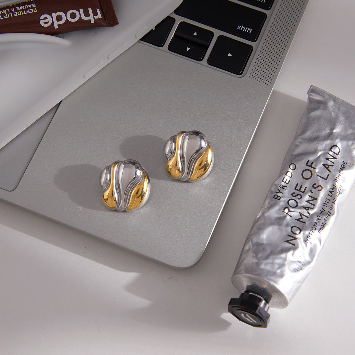 Orecchini a polsino geometrici in acciaio inossidabile con placcatura in oro PVD per donne, orecchini autunno/inverno alla moda e sofisticati
