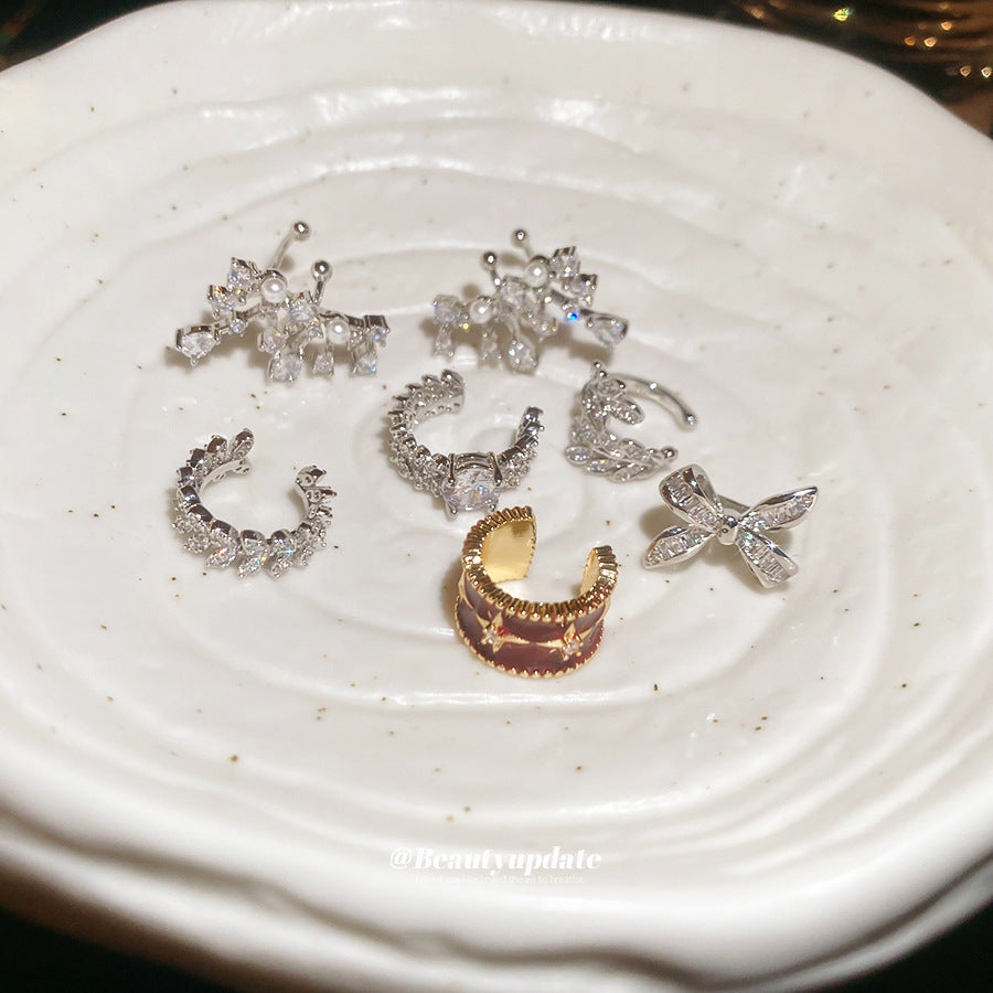 Luxury-Style Zirconia Bow-Shaped Ear Cuffs for Women Non-Piercing Delicate Fashion Ear Jewelry