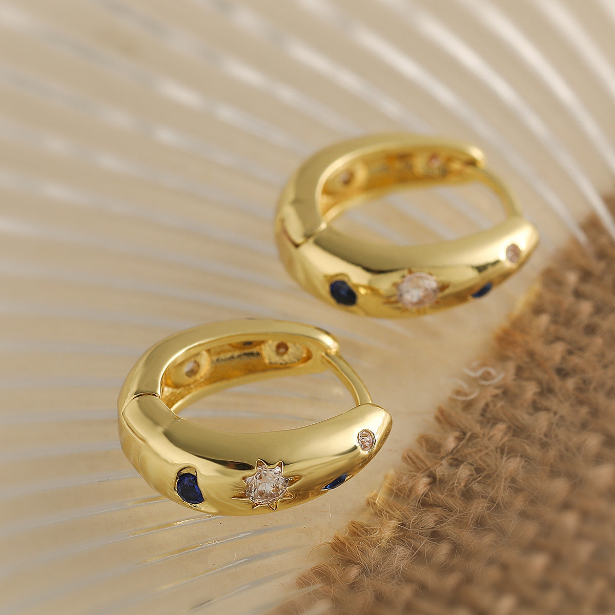 Minimalist Geometric U-Shaped Earrings for Women with Copper Base Plated in 18K Gold and Micro-Paved Zirconia