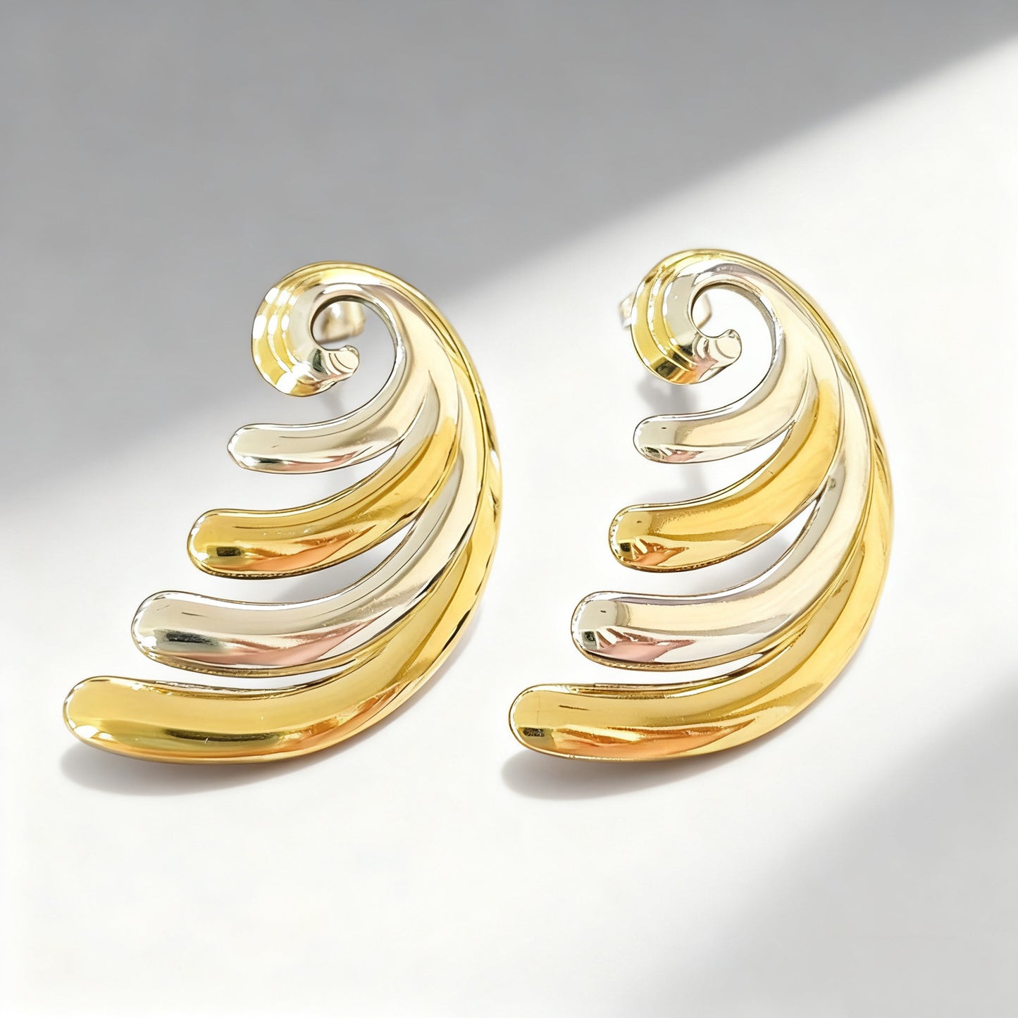 Minimalist Elegant Geometric Round Plated Stainless Steel Earrings Two-Tone Design for Women