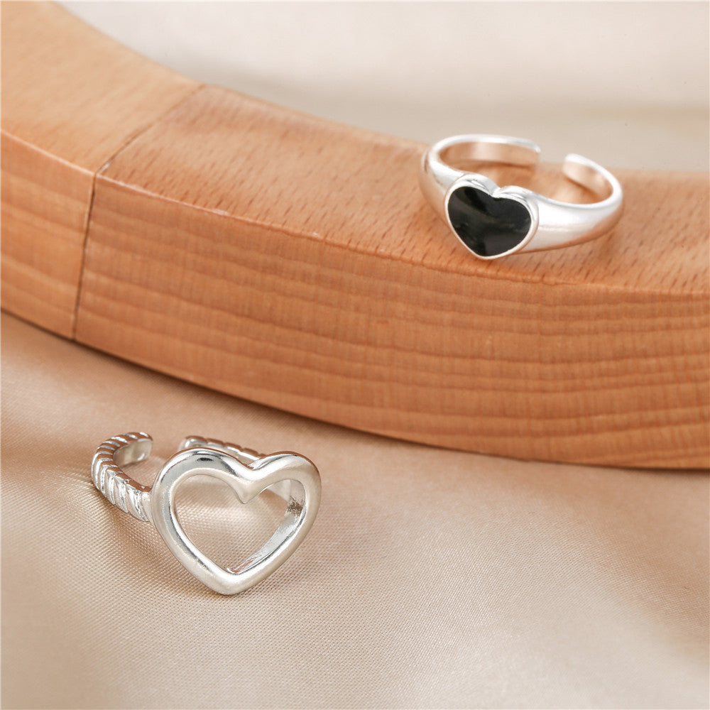 Vintage Black Heart Geometric Alloy Drip Oil Ring for Women