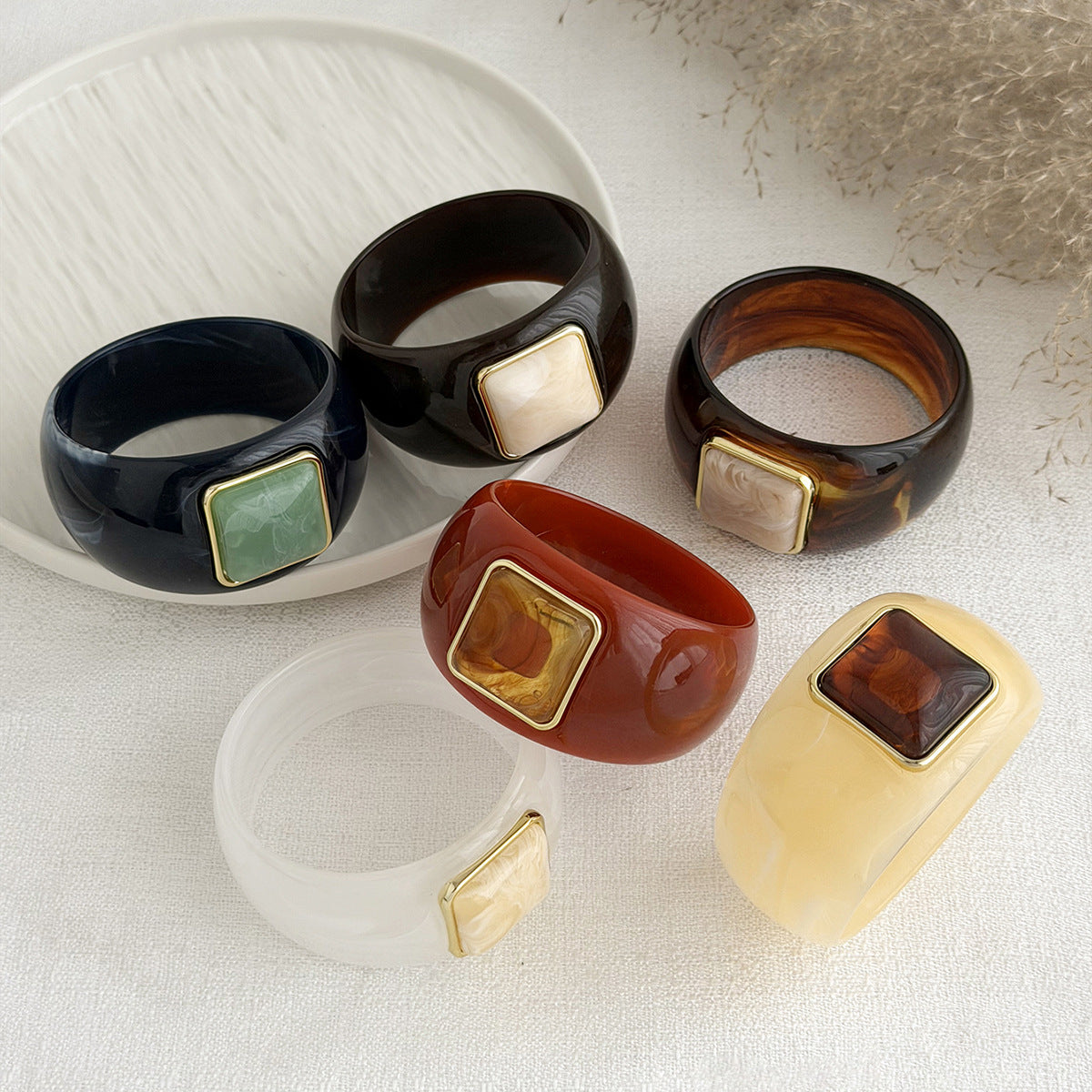 Vintage Gradient Oval Square Resin Bangle Bracelet
