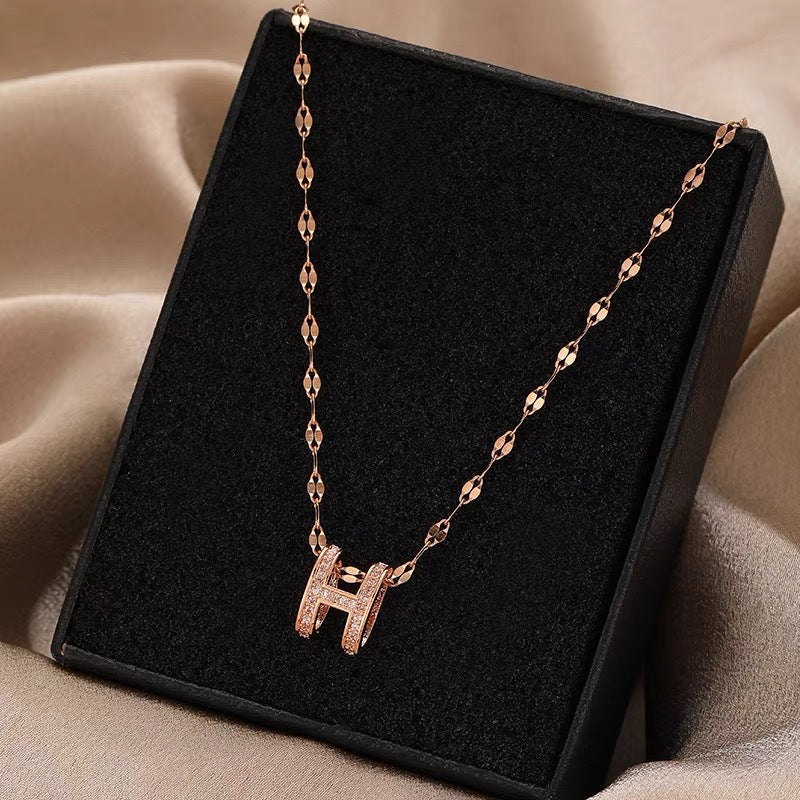 Minimalist Letter H Pendant Necklace for Women in Titanium Steel with Plated Finish on O-Chain