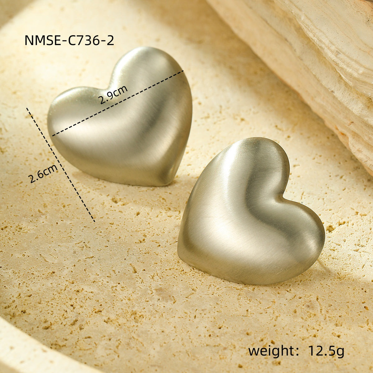 Orecchini a perno da donna in acciaio inossidabile a forma di cuore, minimalisti ed eleganti, con finitura placcata