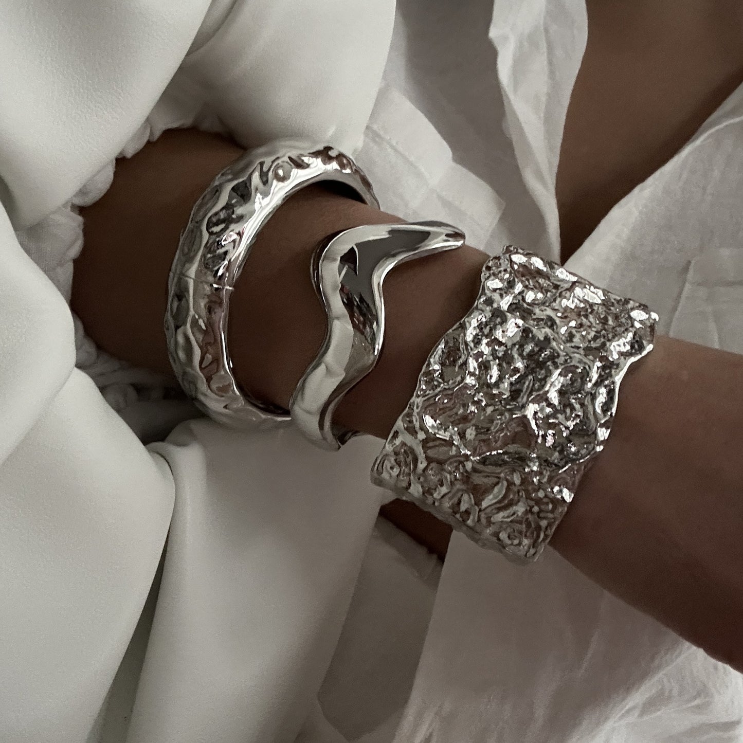 Minimalist Geometric Plated Alloy Cuff Bracelet for Women