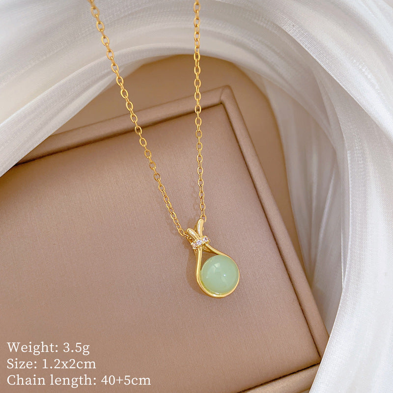 Collar con colgante de bolsa de la suerte minimalista para mujer, cadena de serpiente de acero inoxidable con detalles de diamantes de imitación completos y diseño de animal del zodíaco