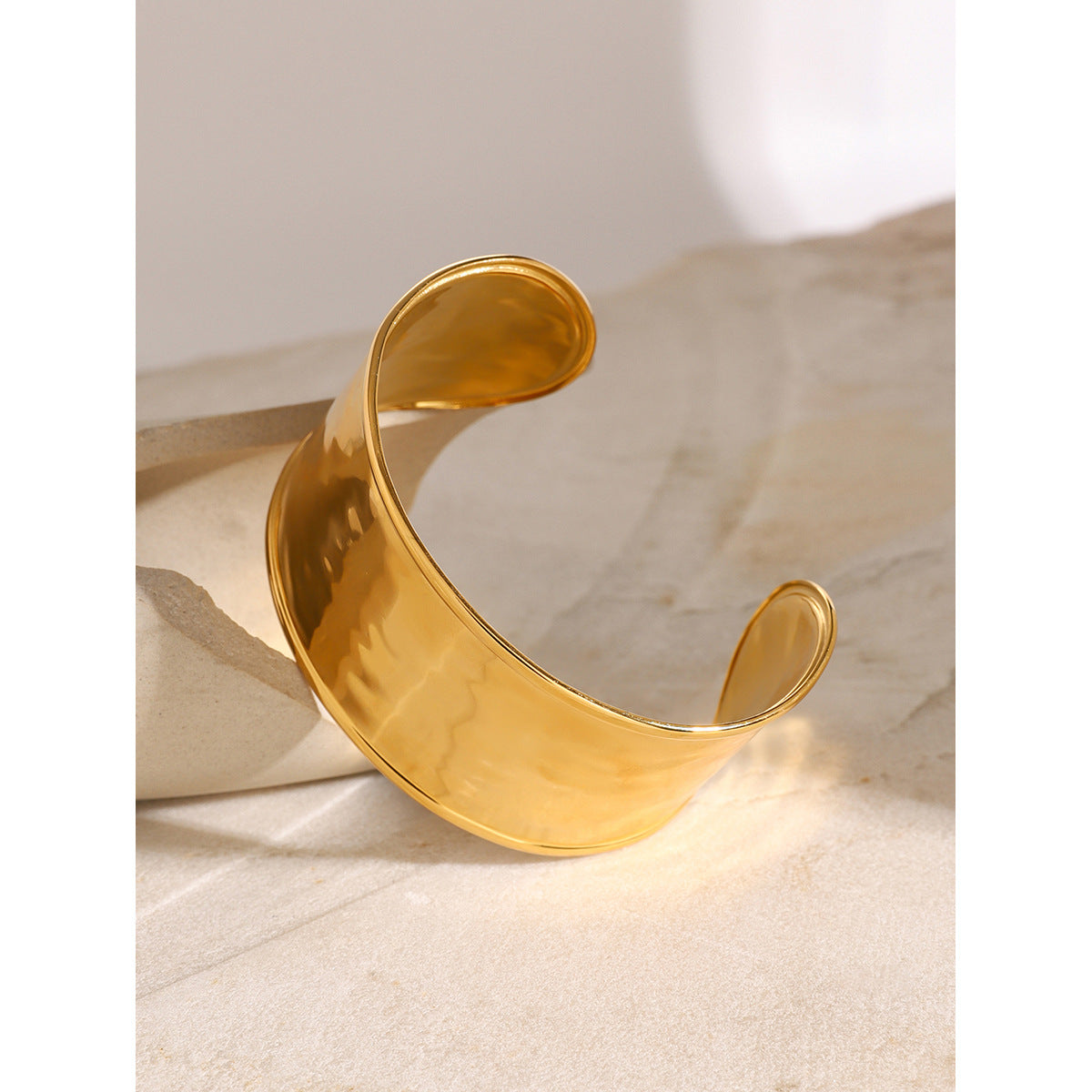Minimalist 18K Gold Plated Geometric Brushed Stainless Steel Cuff Bracelet