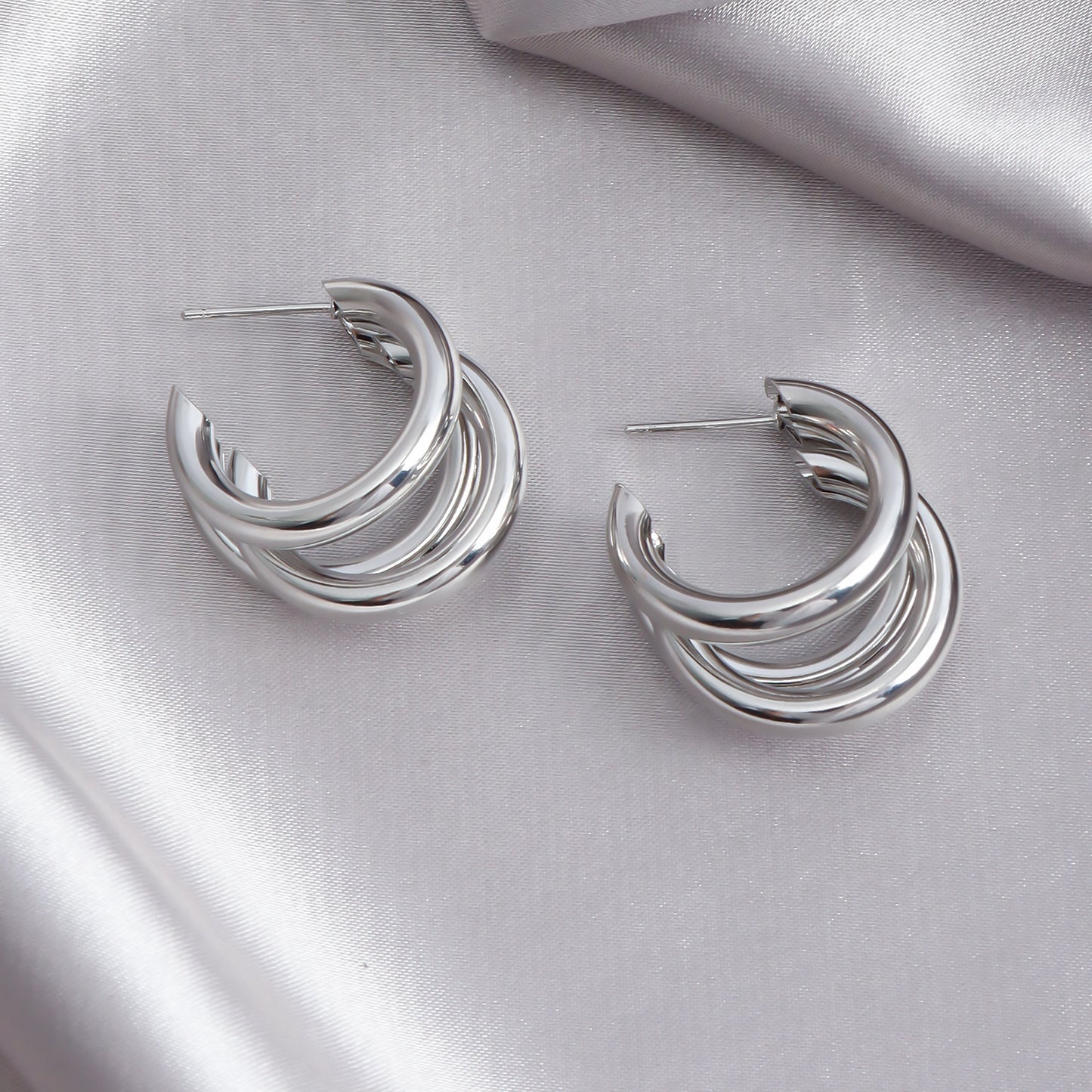 Pendientes de aro de metal en forma de U, minimalistas vintage para mujer con acabado chapado