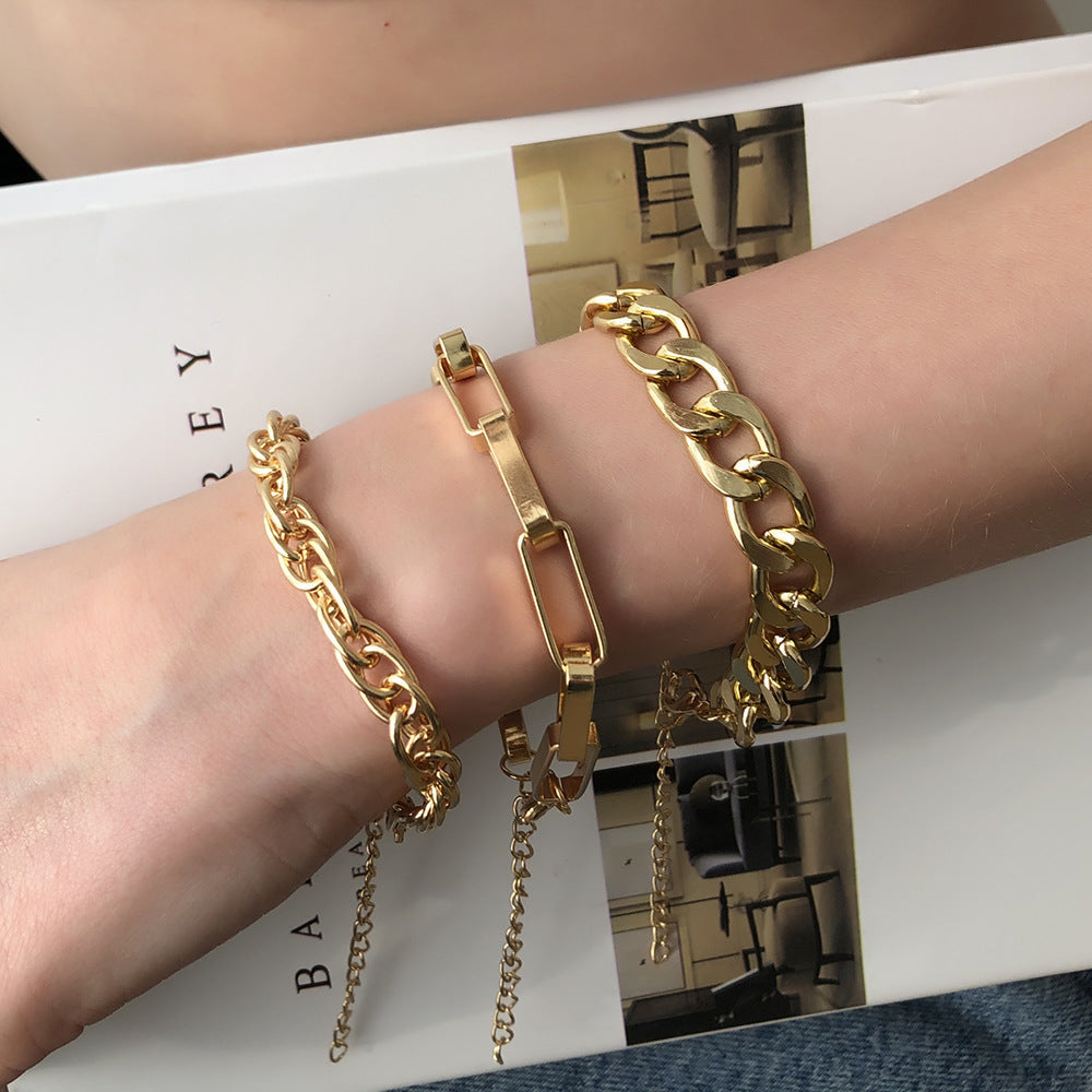 Pulsera de cadena en O geométrica dorada de varias capas para mujer, estilo dulce y moderno, pulsera de aleación chapada, joyería de moda para recuerdo de viaje