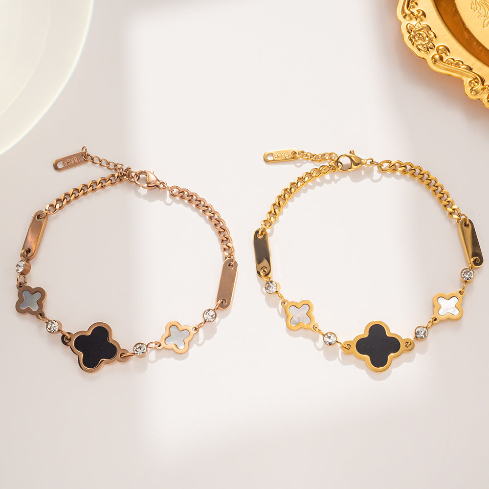 Pulsera geométrica de trébol de cuatro hojas de acero titanio con baño de oro rosa de 18K para mujer