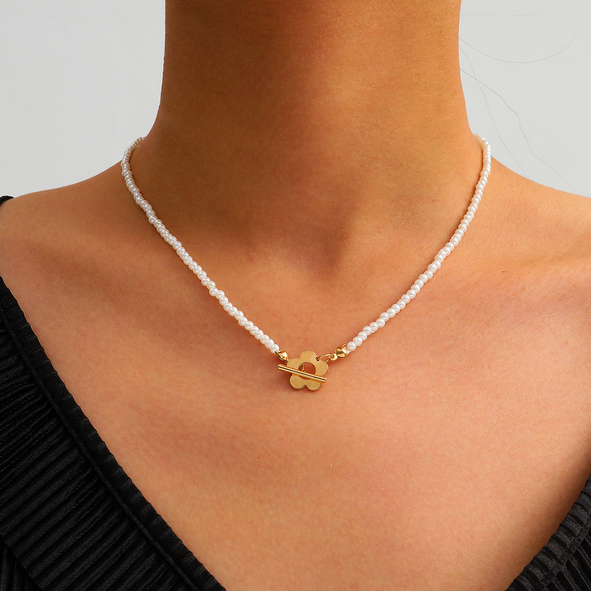 Minimalist Sweet Heart Resin Plated Crystal Pendant Ball Chain Necklace for Women