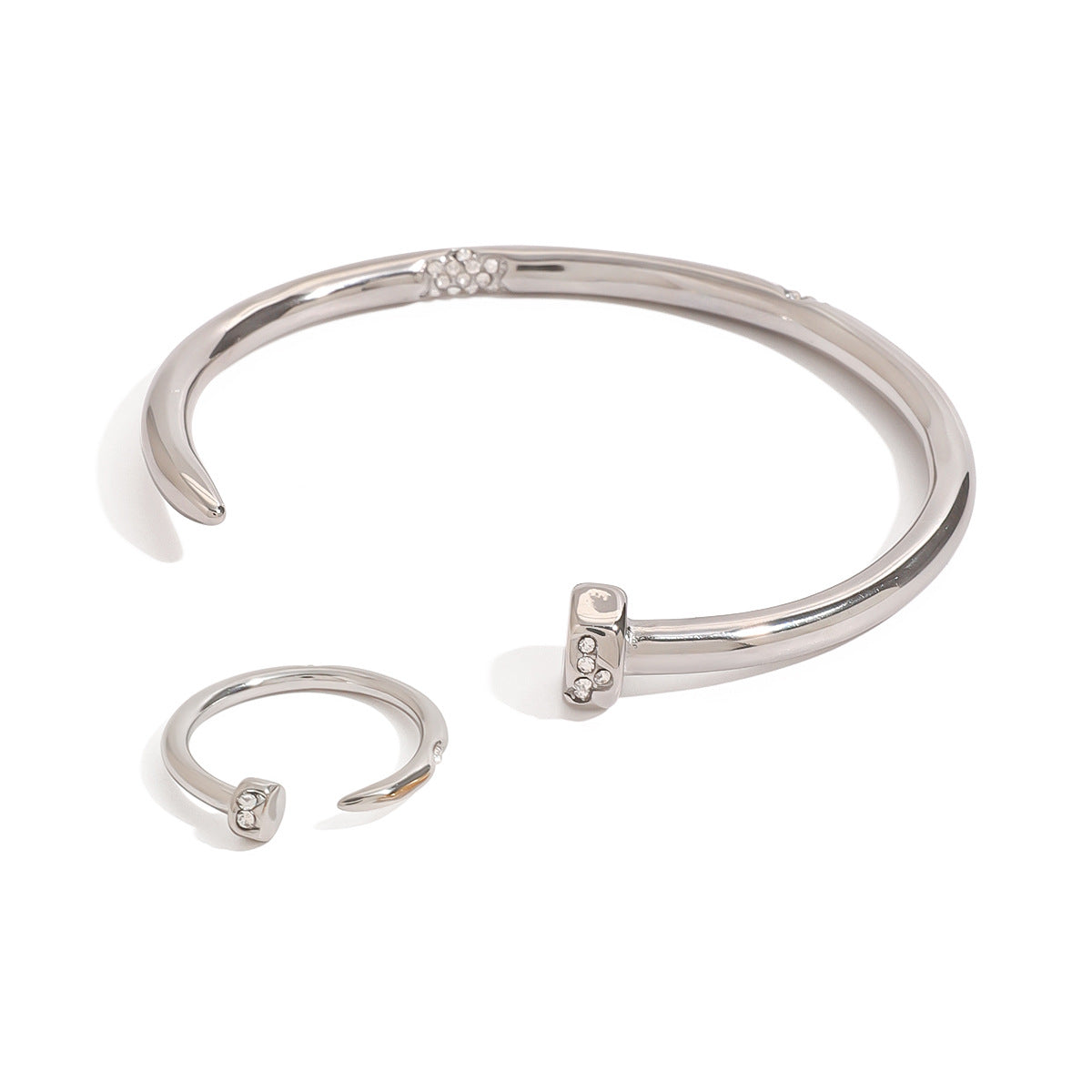 Bracciale geometrico placcato in acciaio inossidabile da donna con estetica minimalista di lusso