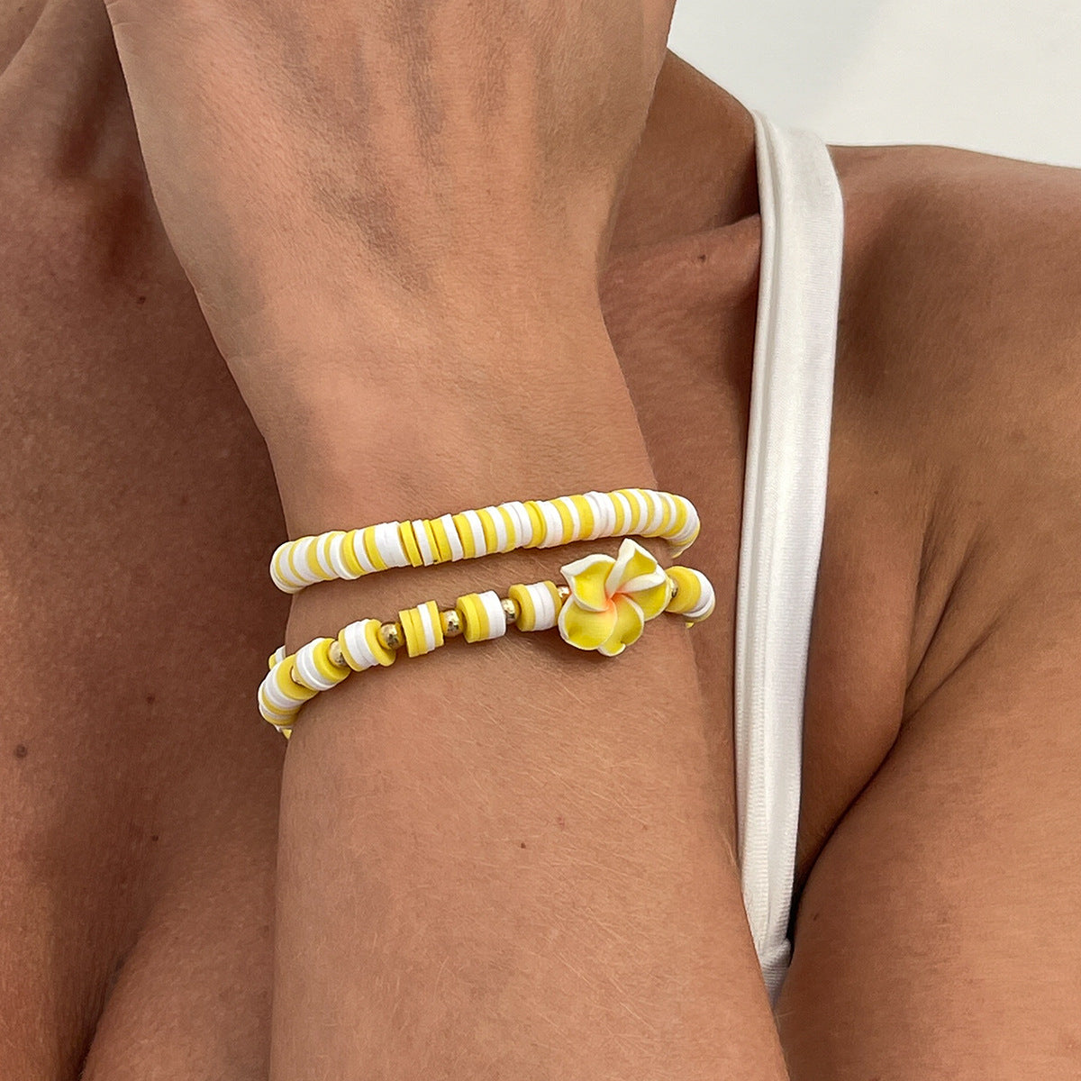 Pulsera de arcilla polimérica floral fresca y dulce con cuentas coloridas para vacaciones en la playa