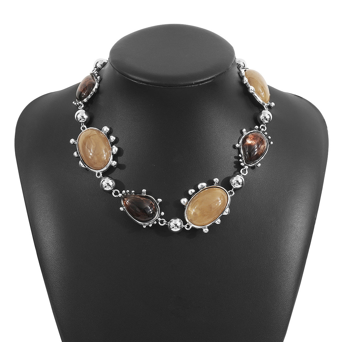 Collana con ciondolo geometrico minimalista da donna in lega con strass e finitura placcata