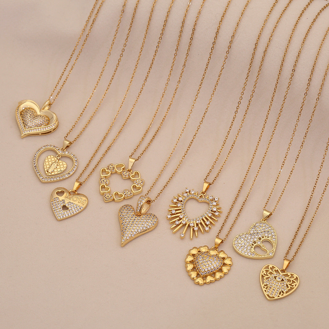 Ciondolo a Cuore Minimalista alla Moda in Rame con Zirconi Micro-Pave per Donna