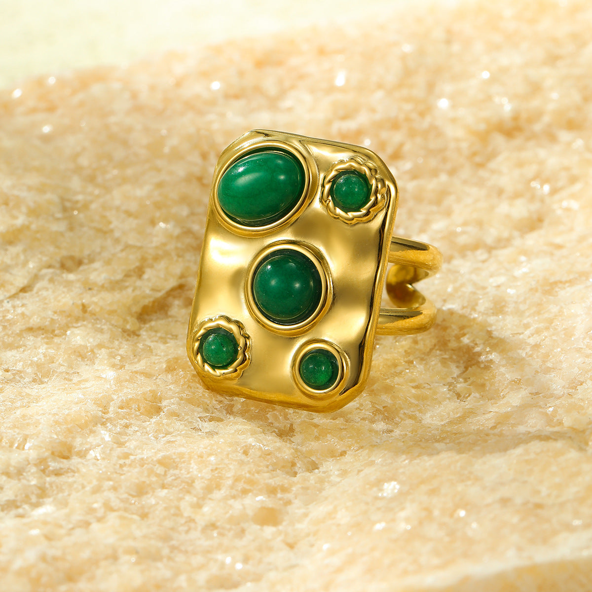 Anillo Minimalista Cuadrado de Acero de Titanio con Incrustaciones de Piedra Natural y Acabado Bañado Ajustable para Mujer