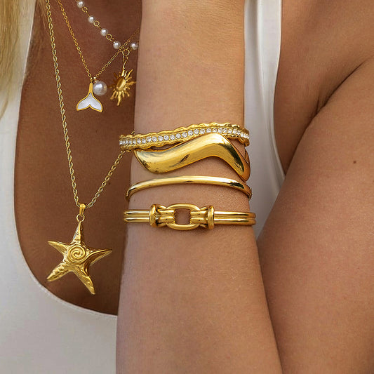 Collar con Colgante de Estrella de Mar Minimalista de Acero Inoxidable con Baño de Rodio para Mujer