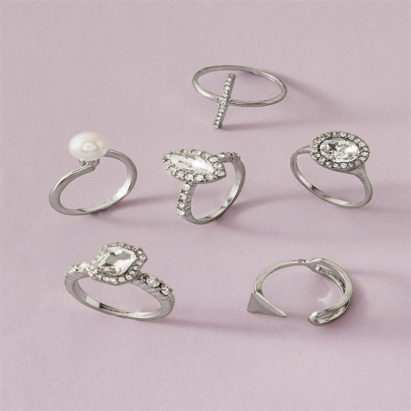 Elegant Fashion Geometric Alloy Ring Set with Pearl and Rhinestone Inlay for Women