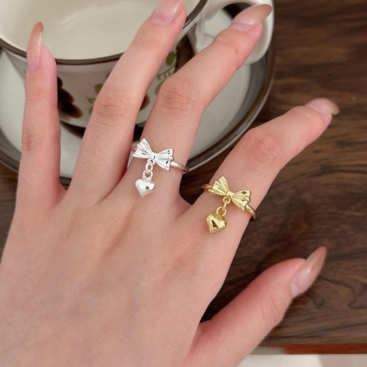 Minimalist Bow and Heart-Shaped S925 Sterling Silver Ring with Plated Finish