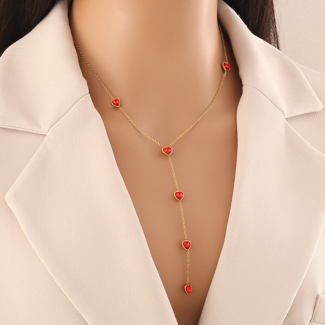 Fashionable Heart-Shaped Stainless Steel Pendant Necklace with Plated Finish, O-Chain Style for Women