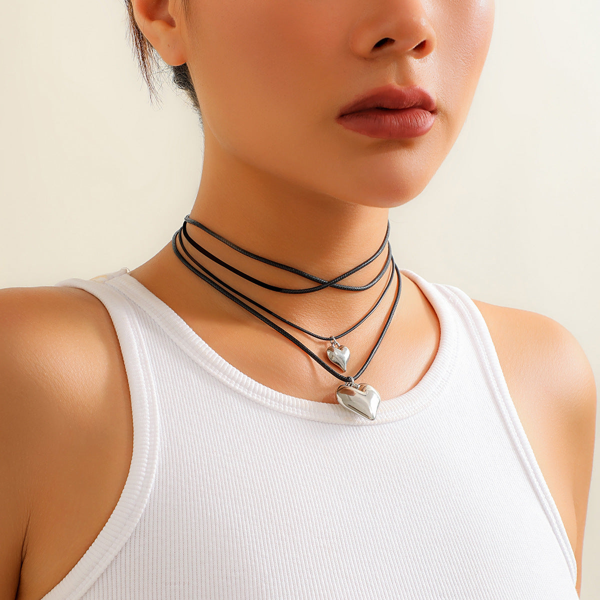 Punk Vintage Heart Resin Alloy Plated Choker Necklace for Women