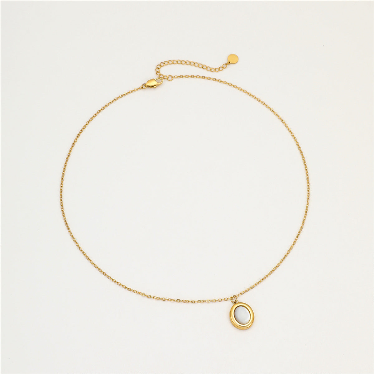 Set Collana e Bracciale in Acciaio Inox con Ciondolo Ovale Minimalista in Abalone Bianco e Finitura Elettroplaccata