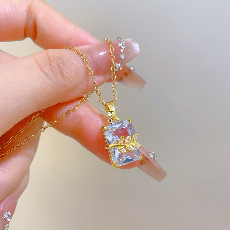 Sweet Rectangle Leaf Plant Rhinestone Inlay Titanium Steel Necklace for Unisex