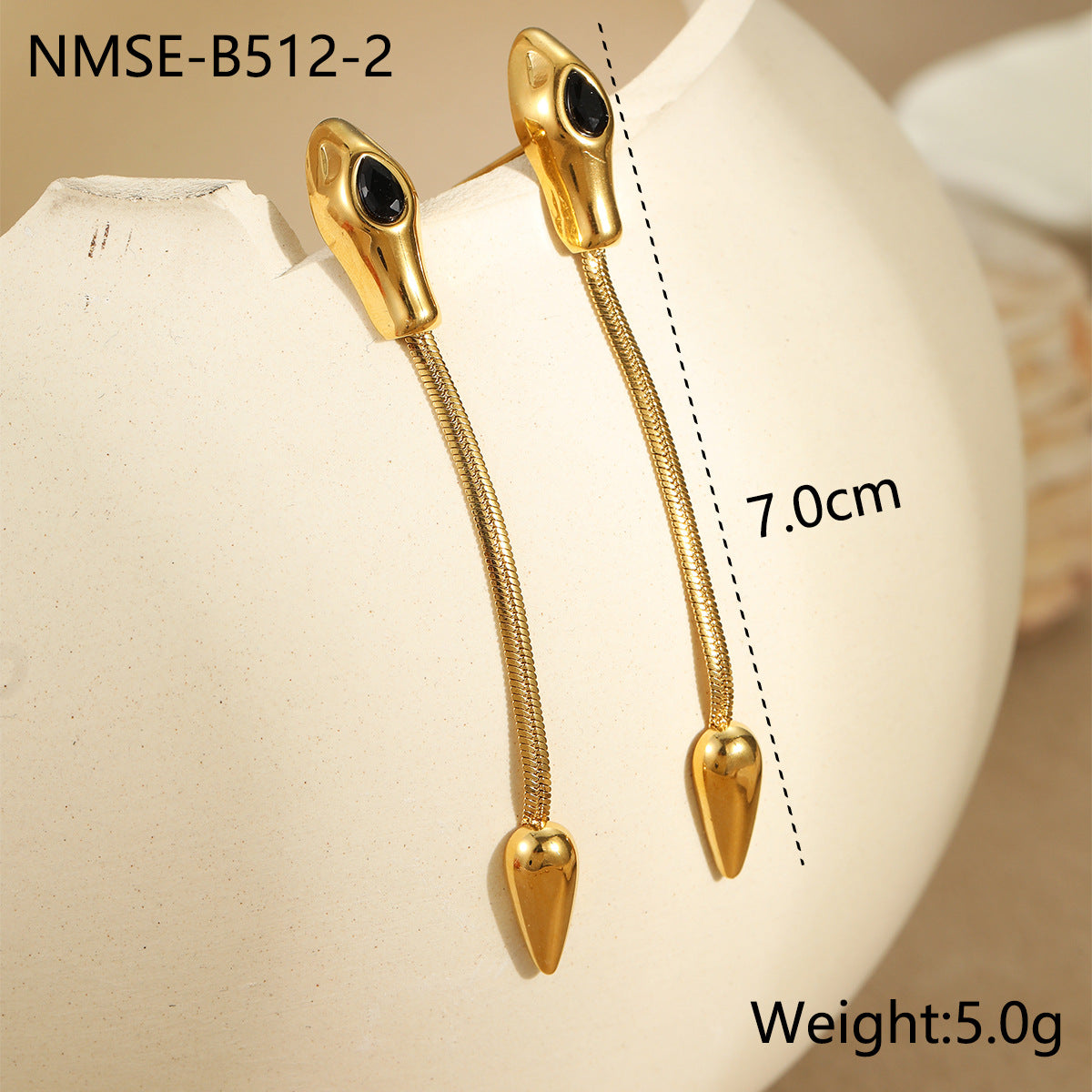 Collana da donna alla moda in acciaio inossidabile a forma di serpente con intarsio in zircone, catena clavicola retrò minimalista