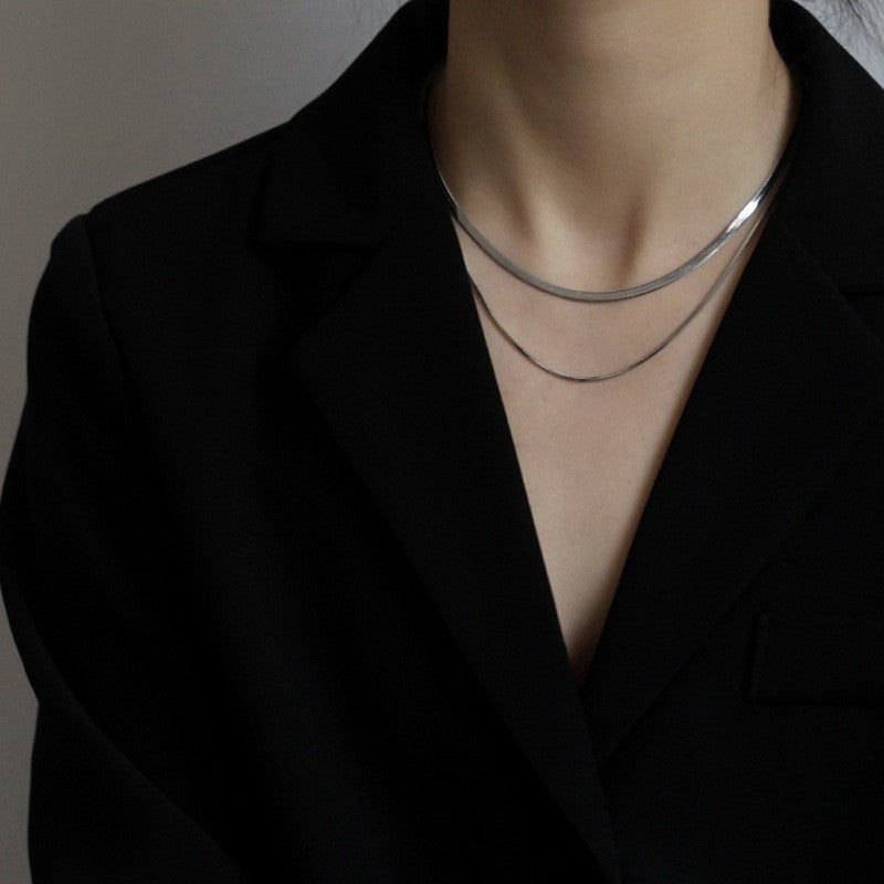 Collana Pendente a Specchio in Acciaio al Titanio con Incisione in Stile Francese Vintage da Donna con Ciondolo Quadrato Geometrico e Placcatura in Oro Rosa