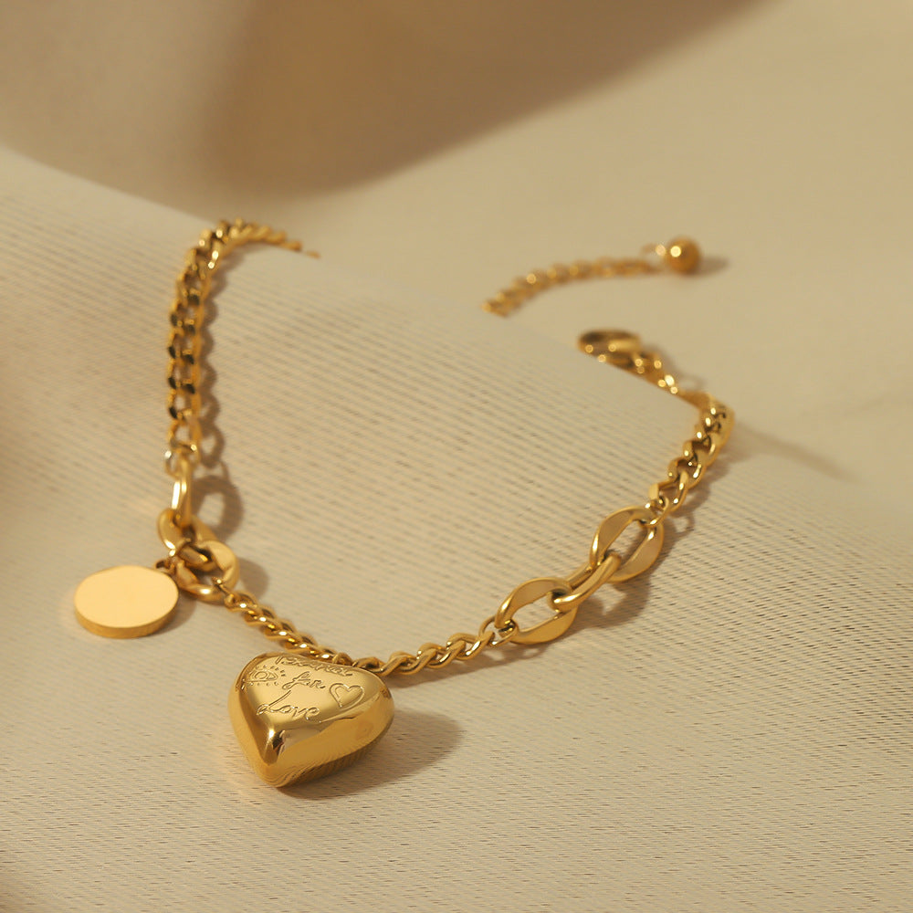 Vintage Minimalist Unisex Titanium Steel Heart-Shaped Pendant Bracelet with Polished Finish and 18K Vacuum Plating