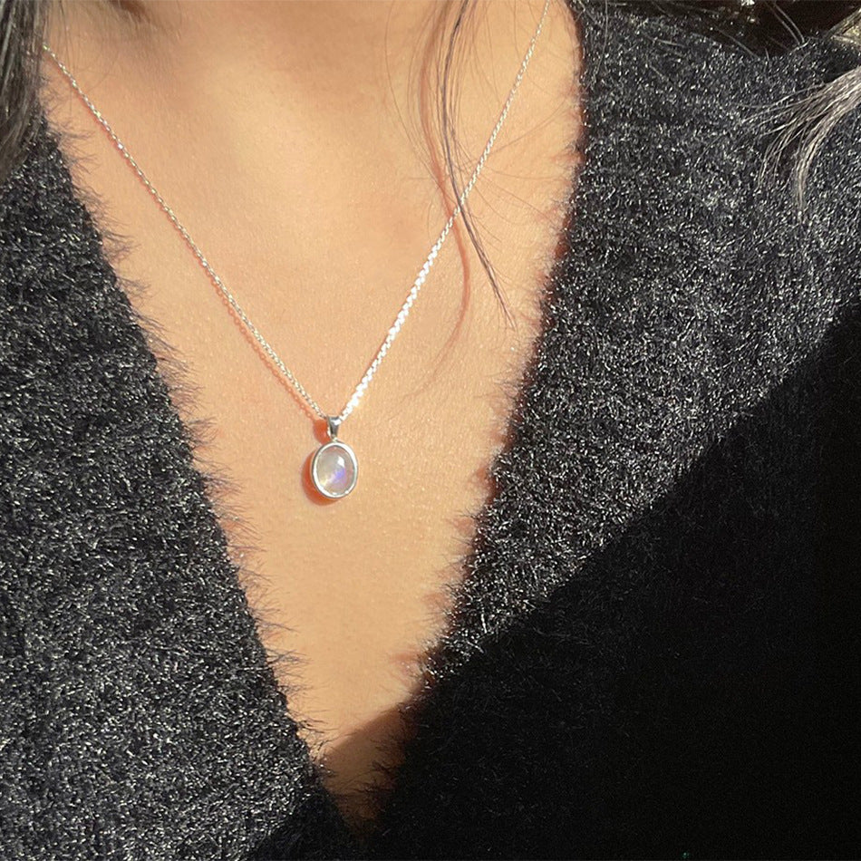 Minimalist Geometric Cat's Eye Stone Pendant Necklace in 925 Sterling Silver with Oval Link Chain