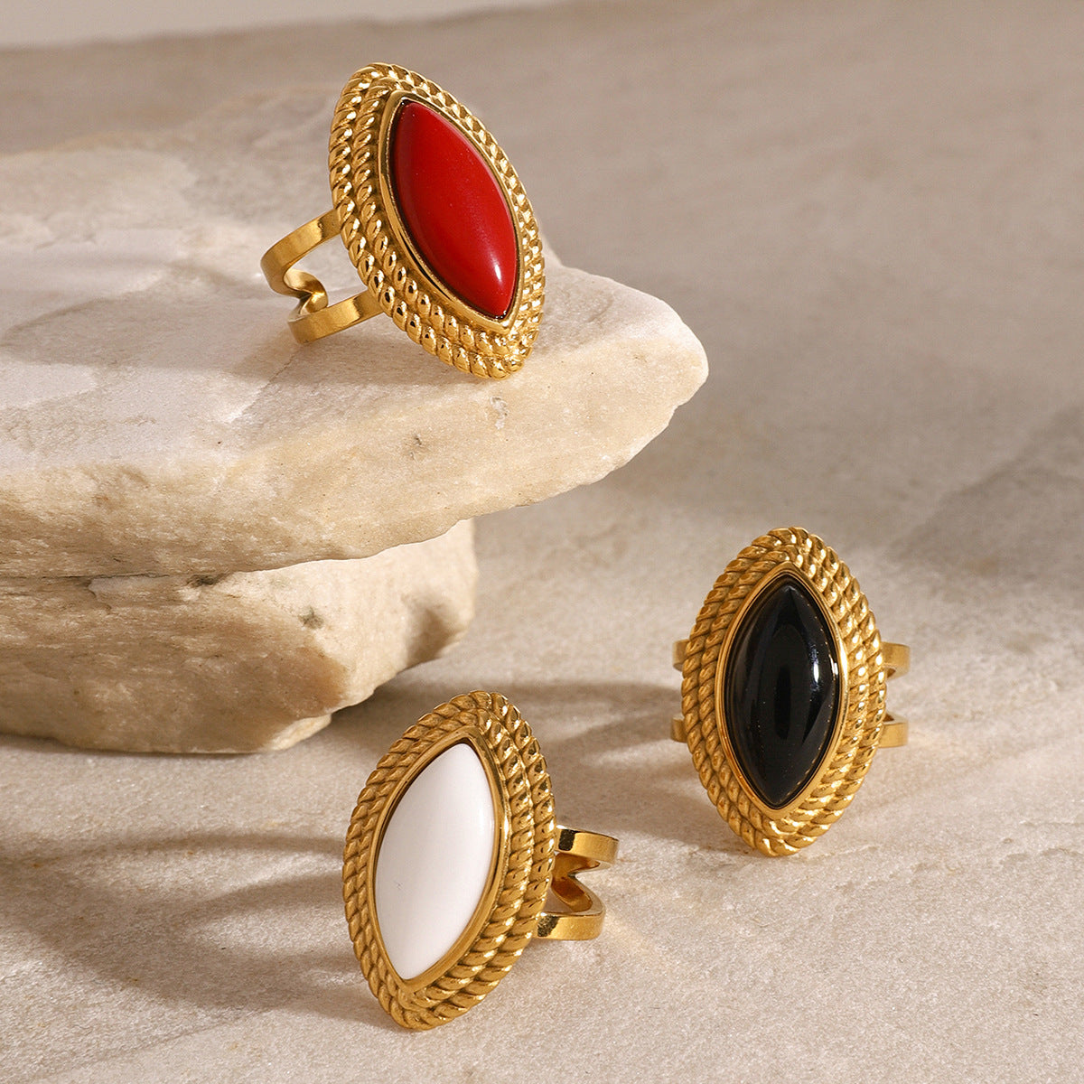 Exaggerated Vintage 18K Gold Plated Stainless Steel Black Onyx Open Ring for Women