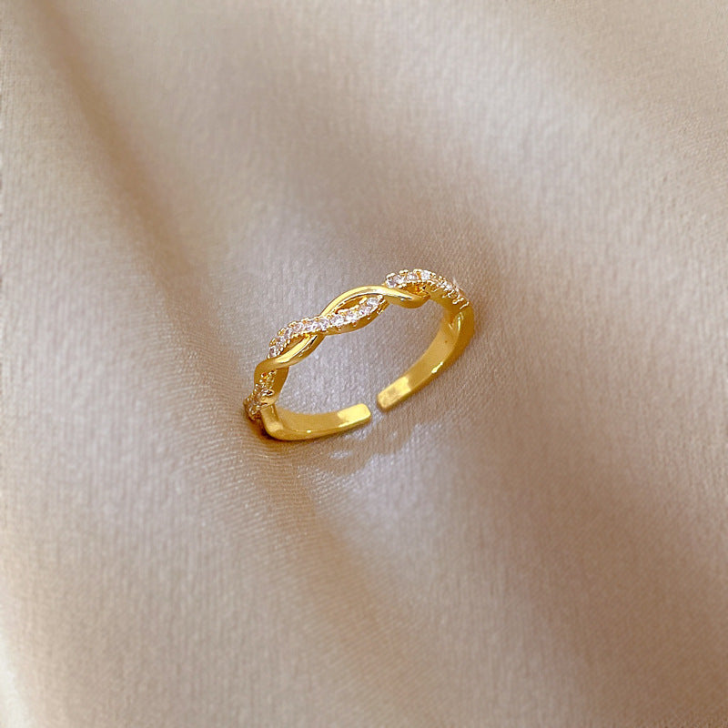 Anello in ottone a forma di corona in stile fumetto con intarsio in zircone da donna, anello alla moda minimalista e cool elettroplaccato
