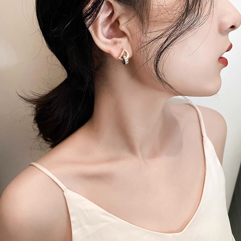 Minimalist Geometric Titanium Steel Letter D Stud Earrings for Women with Rhinestone Inlay and Plated Finish
