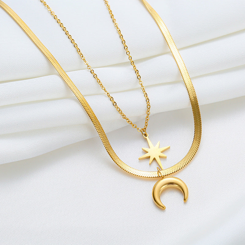 Collana Minimalista Ottagramma con Ciondolo in Acciaio al Titanio con Placcatura Sottovuoto su Catena Piatta a Serpente da Donna
