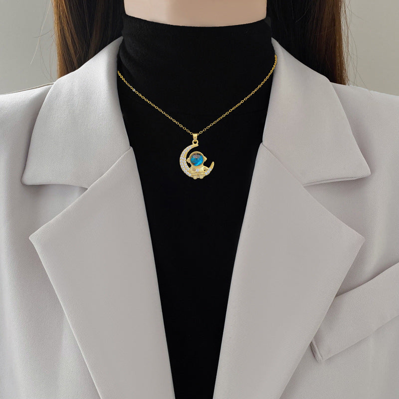 Luxury Astronaut Moon Pendant Necklace for Women and Men Titanium Steel Geometric Statement Collarbone Chain with Rhinestone Inlay