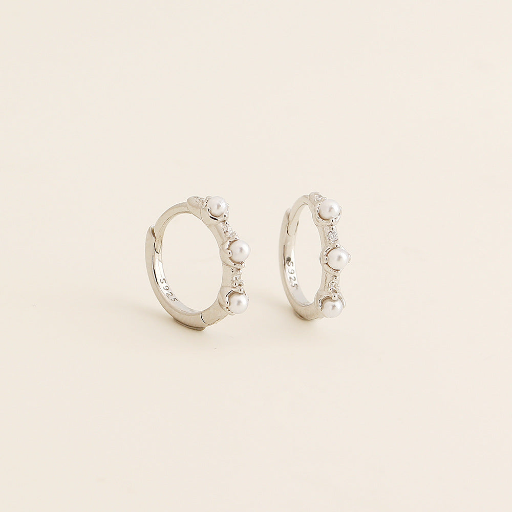 Elegantes pendientes de perlas y diamantes de imitación geométricos de plata de ley 925 con acabado chapado para mujer
