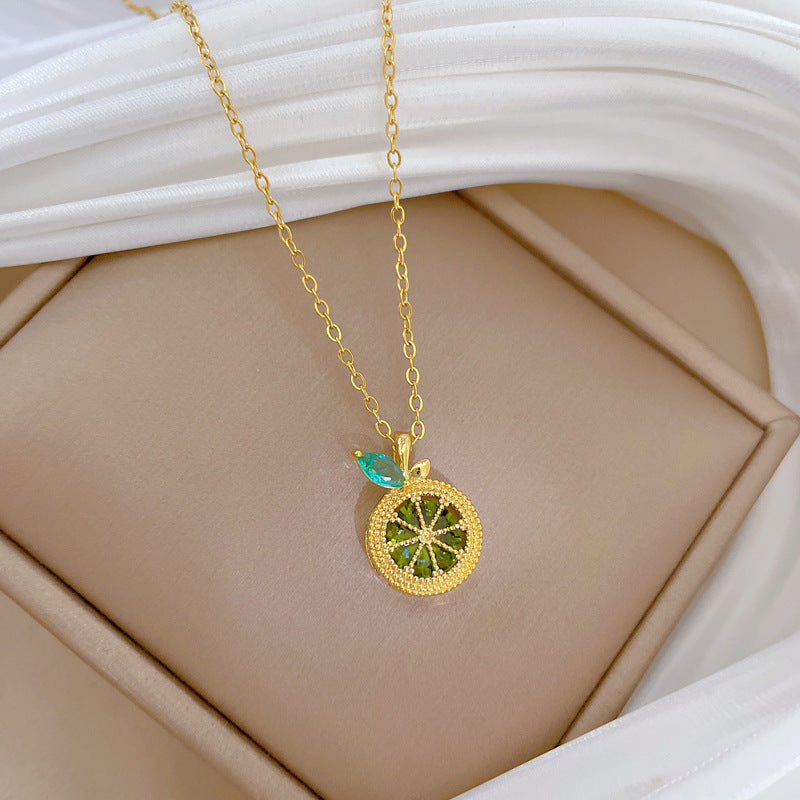 Collana Minimalista a Forma di Limone in Acciaio al Titanio con Intarsio di Strass per Donne e Uomini, Catena a Serpente Regolabile