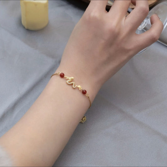 Bracciale Originale con Design a Foglia in Lega di Ottone Placcato per Donne e Uomini, con Strass, Regalo di Compleanno per l'Anno del Drago Zodiacale 2024