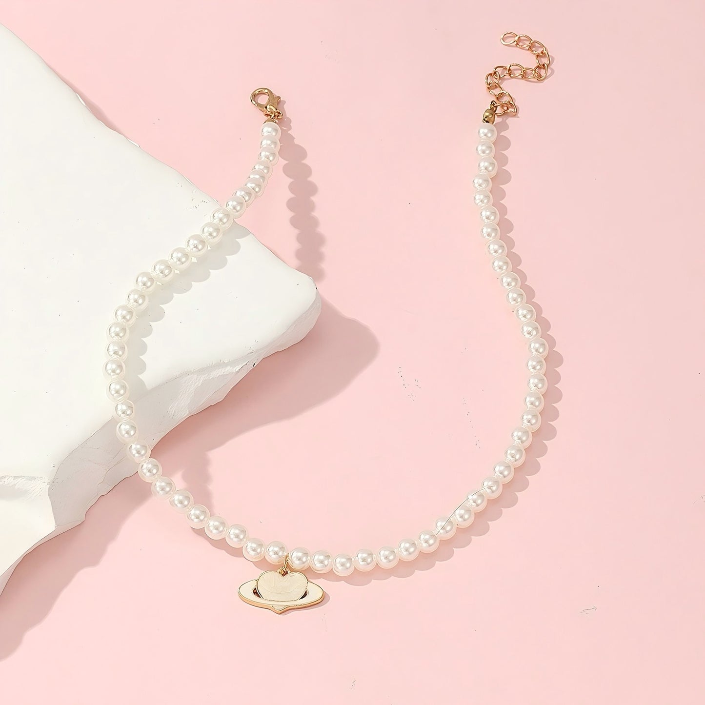 Sweet Minimalist Handmade Heart-Shaped Pearl Necklace for Children with Pearl Chain