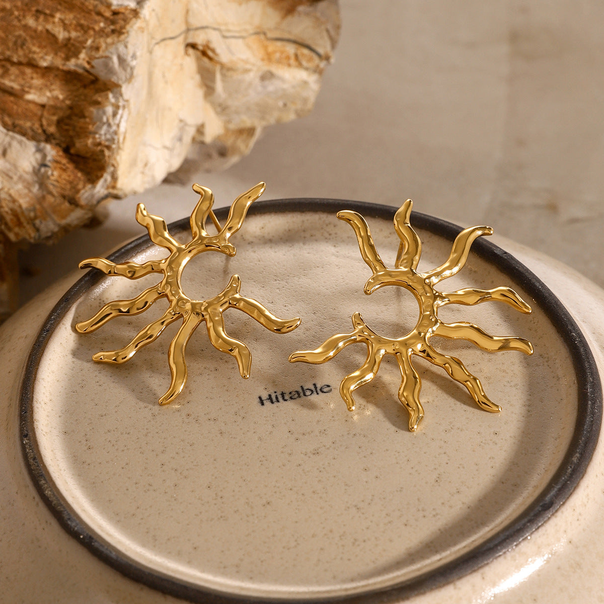 Aretes de acero inoxidable con forma de girasol, minimalistas, con acabado galvanizado para mujer