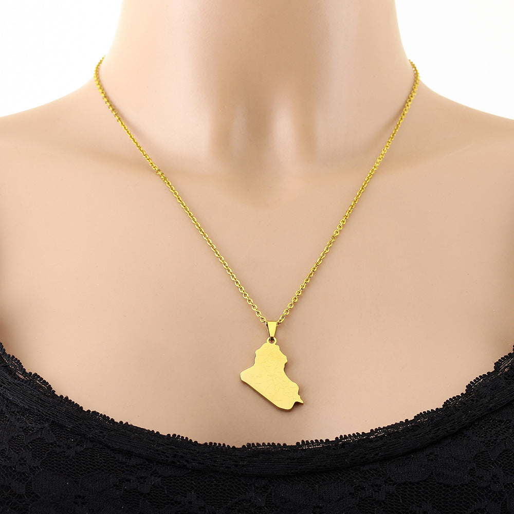 Collana con Pendente Geometrico in Stile Etnico in Acciaio Inossidabile con Finitura Placcata, Unisex
