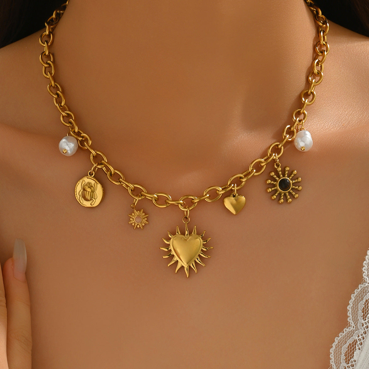 Minimalist Geometric U-Shaped Zinc Alloy Plated Necklace for Women with Diamond Inlay and Clavicle Chain Design